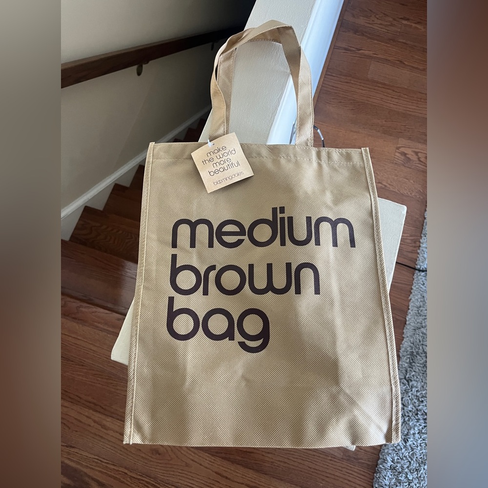 NWT Bloomingdale's Tan Tote Bag